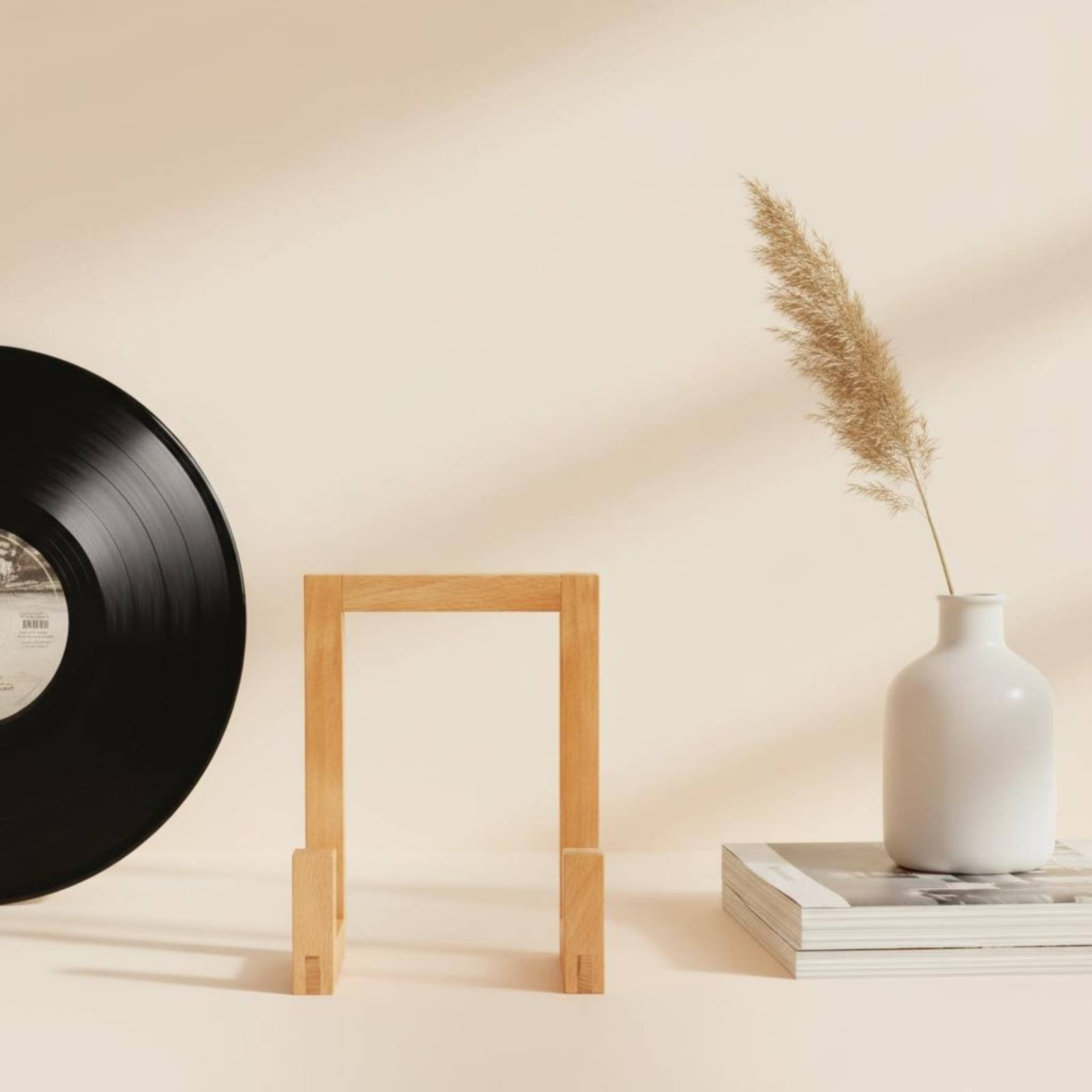 حامل ألبومات الفينيل الخشبي مت - مراجعة Display Stand Wood وسعره