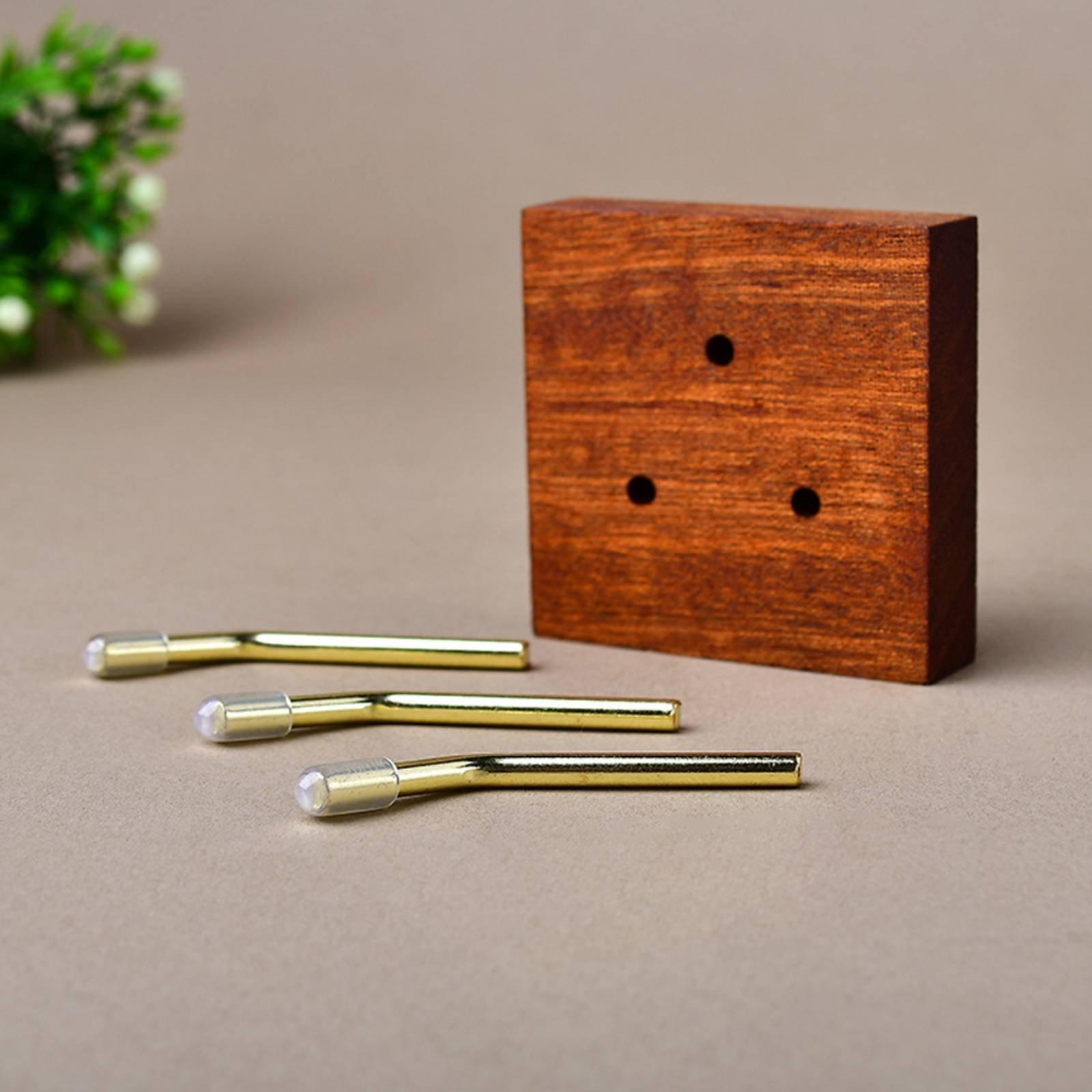 حامل خشبي صلب بقاعدة كريستالية - مراجعة Display Stand Wood وسعره